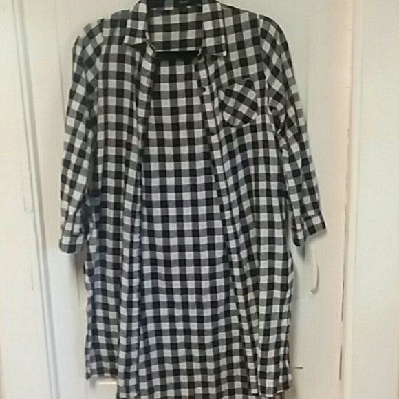 Black and white flannel - Picture 1 of 3